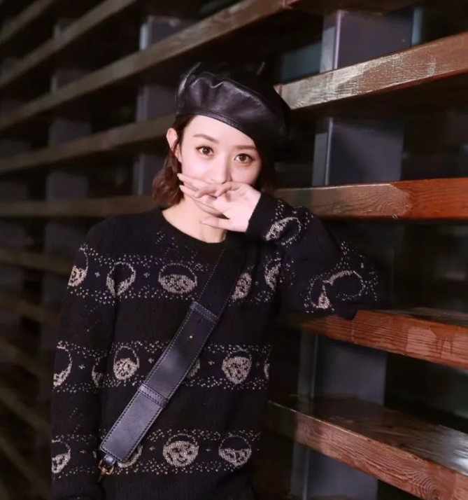 今年秋冬最chic！原來短發和帽子這么配啊！